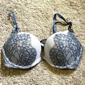 💓Victoria’s Secret Bombshell bra